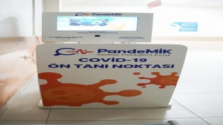 Bursa’da sağlık çalışanlarının hastalarla temasını en aza indiren cihaz geliştirildi