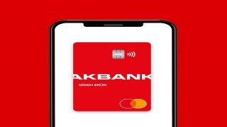 Anında cebe inen Akbank Kart, internet harcamalarında da kazandırıyor