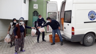 Bigadiç Belediyesi her gün 1000 ramazan pidesi dağıtıyor