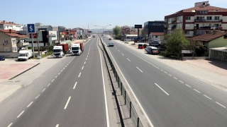 Bursa ve çevre illerde ”tam kapanma”ya uyuluyor
