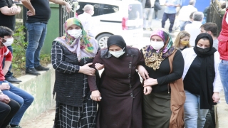 Bursa’da düşerek hayatını kaybeden yamaç paraşütçüsünün cenazesi toprağa verildi