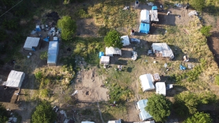 Bilecik’te mevsimlik tarım işçilerine, kaldıkları çadırlarda ”Kovid19” aşıları yapılıyor 