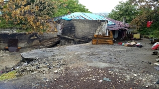 Türk Kızılay Kırklareli Şubesi’nden evi yanan aileye yardım