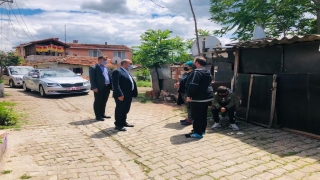 Biga Kaymakamı Can’dan evi yanan aileye ziyaret