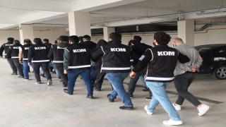 Bursa’da sahte senetlerle ölmüş kişilerin mallarını üzerine geçirdikleri iddiasıyla 19 şüpheli yakalandı