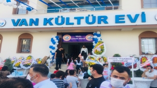 Esenyurt’ta bulunan Van Kültür Evi açıldı