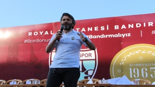 Bandırmaspor, yeni transferleri için imza töreni düzenledi