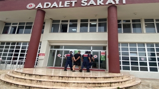 Yalova’da 22 ayrı suçtan 27 yıl hapis cezası alan şüpheli ormanlık alanda yakalandı 