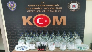 Kocaeli’de kaçak olduğu değerlendirilen 66 litre etil alkol ele geçirildi