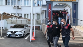 Bursa’da evlerden hırsızlık yaptığı tespit edilen 7 zanlı yakalandı