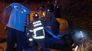 Balıkesir’de iki otomobil çarpıştı: 5 yaralı