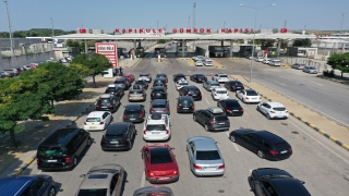 Gurbetçilerin hüzünlü dönüş yolculuğu başladı 