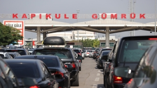 Orman yangınları izinlerini tamamlayıp dönüşe geçen gurbetçileri de üzdü 