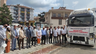 Bursa’da orman yangınlarından etkilenen vatandaşlar için toplanan yardım malzemeleri Manavgat’a gönderildi