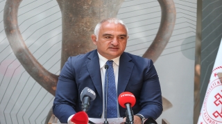 Kültür ve Turizm Bakanı Ersoy, Gökçeada’daki tarihi kiliselerden çalınan ikonaların teslim töreninde konuştu: (1)
