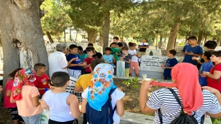 Tekirdağ’da Kur’an kursu öğrencileri şehit mezarlarını ziyaret etti