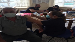 Edirne’de mobil aşı ekipleri köylerde aşılama çalışmalarını sürdürüyor