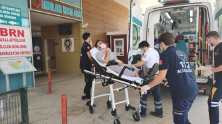 İnegöl’de bir fabrikada iş kazasında yaralanan işçi hastaneye kaldırıldı