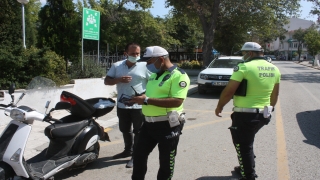 Keşan’da motosiklet denetimlerinde sürücülere 2 bin 373 lira ceza yazıldı