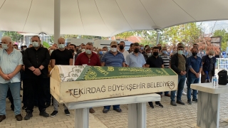 Tekirdağ’da yük trenin minibüse çarpması sonucu vefat eden 2 kişi toprağa verildi 