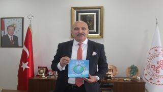 Tekirdağ’da öğrenciler için ”Dünyaya Yön Veren 101 Bilim İnsanı” kitabı hazırlandı 