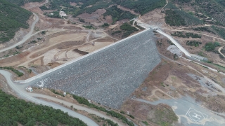 Gemlik Büyükkumla Barajı inşaatında çalışmalar aralıksız sürüyor