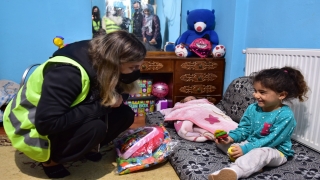 Tuzla Belediyesi Gönül Elleri Çarşısından Kastamonu’daki anaokuluna kırtasiye desteği