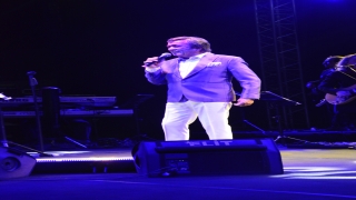 Erol Evgin Bursa’da konser verdi
