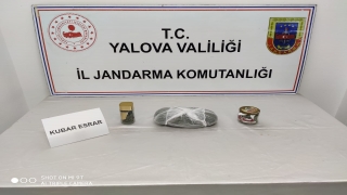 Yalova’da uyuşturucu ele geçirilen aracın sürücüsü gözaltına alındı
