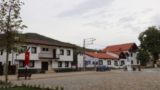 Yalova’nın Güneyköy meydanı Osmanlı mimarisiyle yenilendi