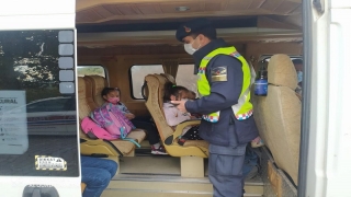 Balıkesir’de jandarmadan okul ve servis araçlarına denetim