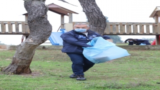 Sabancı Holding gönüllüleri ÇEVKO Vakfı iş birliğiyle Büyükada’yı temizledi