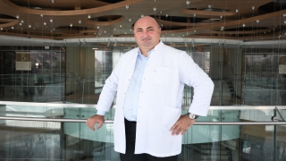 Bir kalp nakli için 1000’e yakın hasta sıra bekliyor