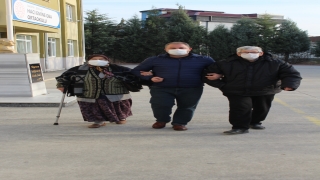 Sakarya’da çifte vatandaşlar Bulgaristan seçimleri için oy vermeyi sürdürüyor