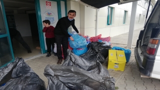 Pazaryeri’nde gaziden engellilere mavi kapak desteği 