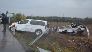 Ayvalık’ta çarpışan iki aracın sürücüleri yaralandı