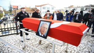 Eski İçişleri Bakanı Hasan Fehmi Güneş, Sakarya’da son yolculuğuna uğurlandı