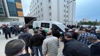 GÜNCELLEME Bursa’da otomobilin tıra çarpması sonucu 4 genç öldü
