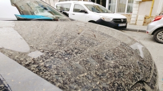 Kırklareli’nde toz taşınımı nedeniyle çamur yağdı