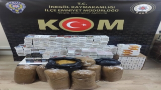 Bursa’da gümrük kaçağı tütün ürünlerin satışını yapan 2 kişi gözaltına alındı