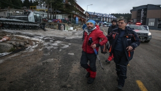 GÜNCELLEME 2 Uludağ’da zirveye doğru yürüyüşe çıkarken mahsur kalan 3 kişiye ulaşıldı