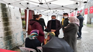 Balıkesir Valisi Hasan Şıldak, şehit Ali Sarı’nın ailesini ziyaret etti