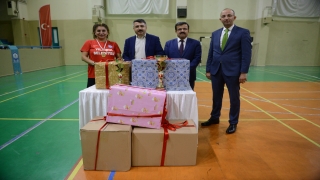 ”Topuklu kramponlar” özel çocuklar için sahaya çıktı