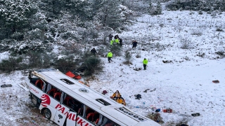 İstanbul’da yolcu otobüsü şarampole yuvarlandı