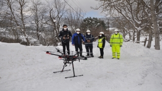 Dronla tespit edilen elektrik arızalarına anında müdahale ediyorlar