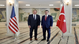 ABD’nin Ankara Büyükelçisi Jeffry Flake, İBB Başkanı İmamoğlu’nu ziyaret etti