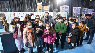 Tuzla’daki Dünya Kukla Festivali’ni 10 bin çocuk ziyaret etti