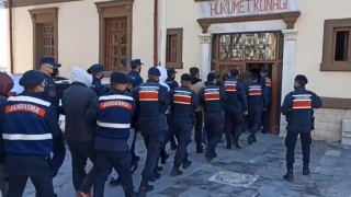 Balıkesir’de göçmen kaçakçılığı iddiasıyla 7 zanlı tutuklandı