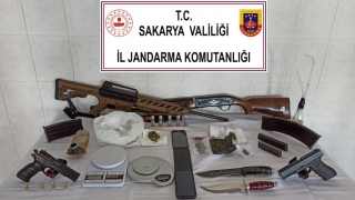 Sakarya’da suç örgütü operasyonunda yakalanan 3 zanlı tutuklandı