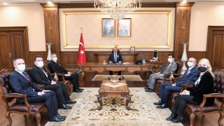 Kocaeli Vergi Dairesi çalışanlarından Vali Seddar Yavuz’a ziyaret
